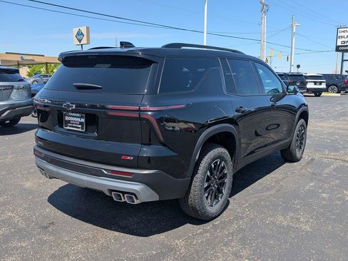 New 2026 Chevrolet Traverse Z71 w/ Driver Confidence Package AWD/4WD image 7