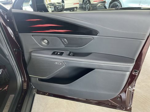 New 2024 Lincoln Nautilus Reserve w/ Equipment Group 202A image 35