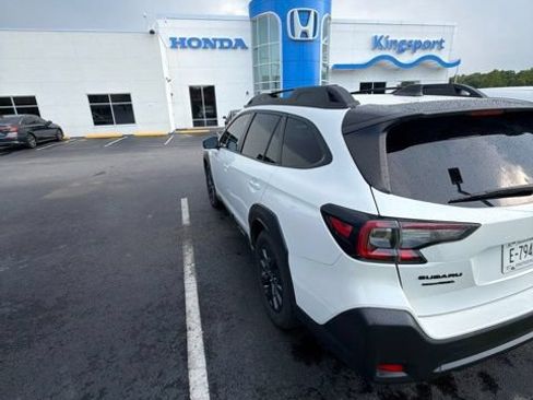 Used 2023 Subaru Outback Onyx Edition AWD/4WD image 4