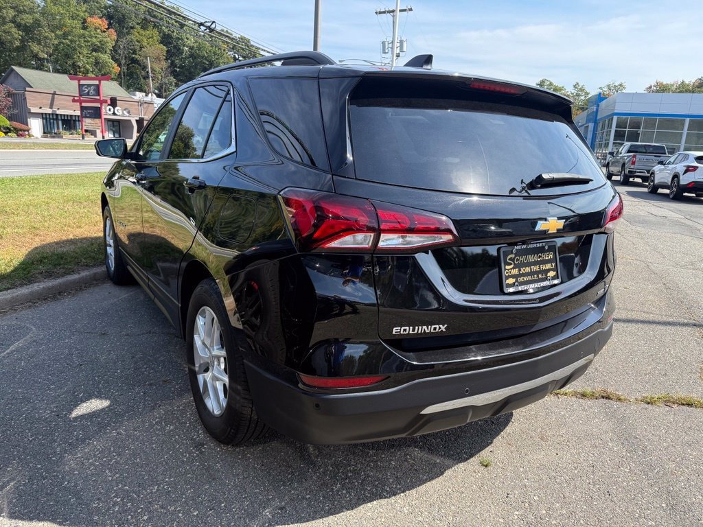 Used 2023 Chevrolet Equinox LT AWD/4WD image 13