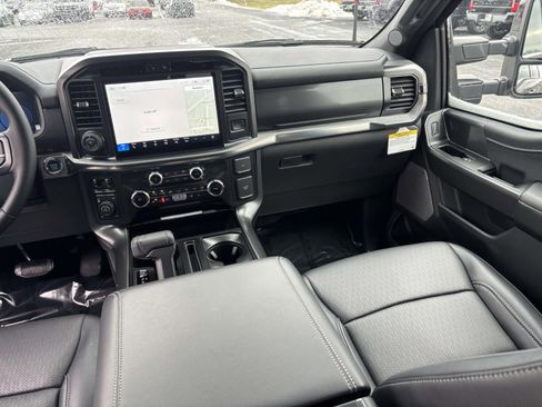 New 2025 Ford F150 Lariat w/ Equipment Group 501A Mid image 31