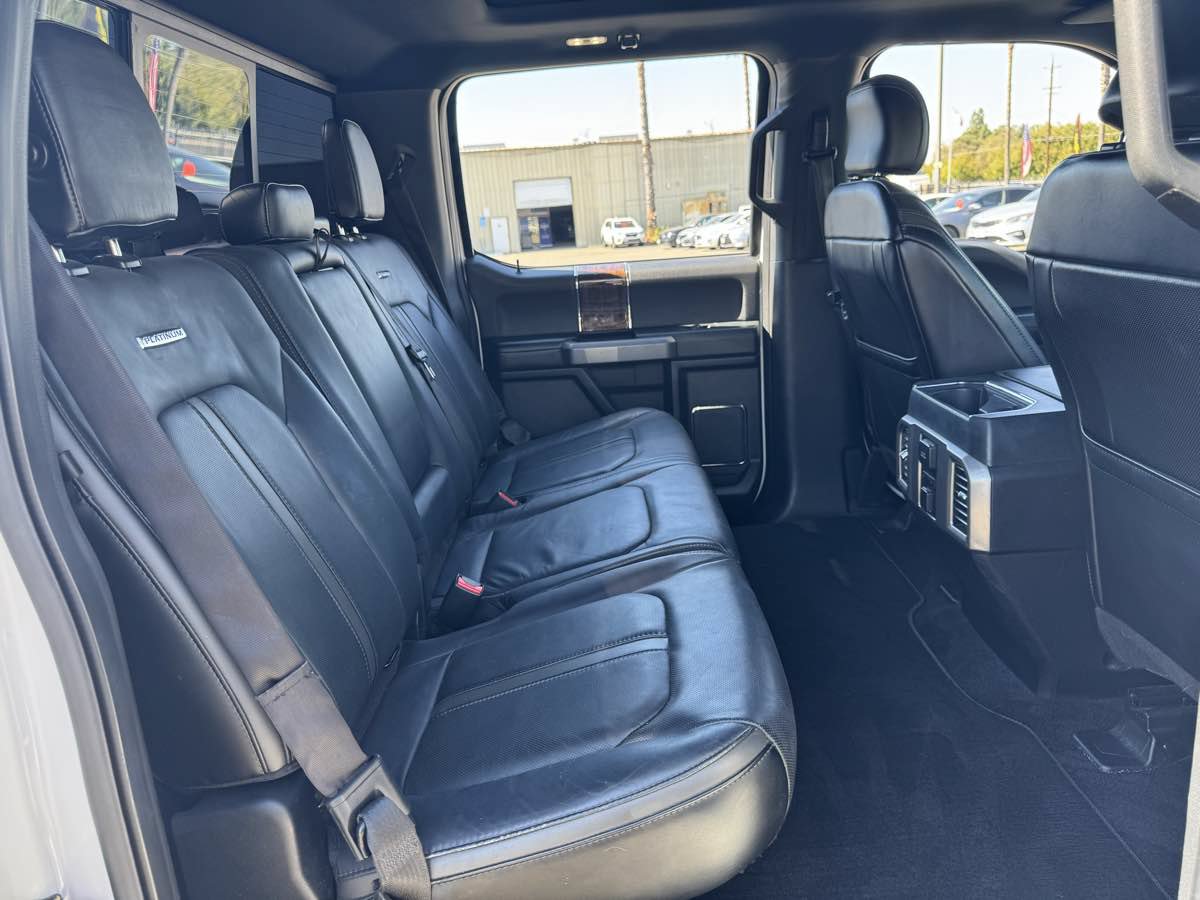 Used 2015 Ford F150 Platinum w/ Equipment Group 701A Luxury AWD/4WD image 18