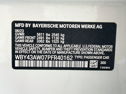 Used 2023 BMW i4 eDrive35 w/ Premium Package RWD image 34