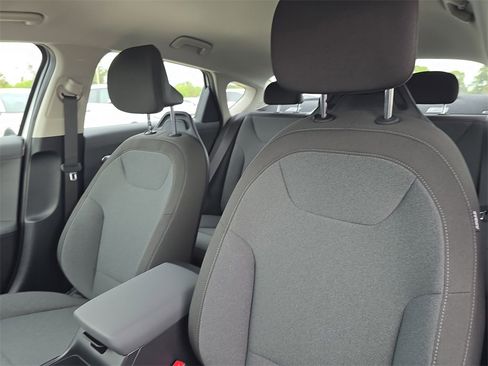 New 2025 Kia K4 LXS image 23