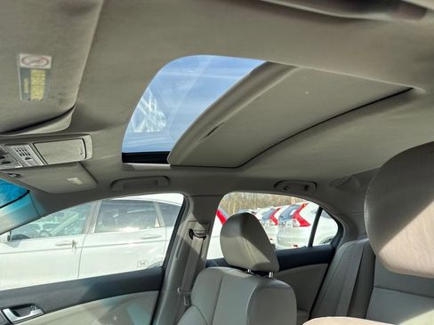 Used 2011 Acura TSX w/ Technology Package image 10