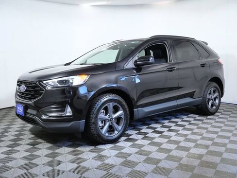 Certified 2024 Ford Edge SEL w/ Sport Appearance Package AWD/4WD image 3