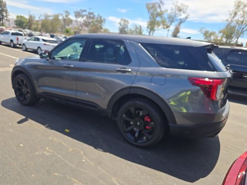 Used 2022 Ford Explorer ST w/ Equipment Group 401A AWD/4WD image 3
