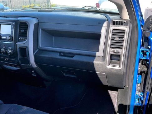 Used 2019 RAM 1500 Express w/ Express Value Package image 25