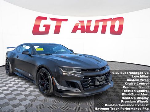 Used 2022 Chevrolet Camaro ZL1 RWD image 1