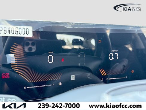 New 2025 Kia K4 LXS image 35