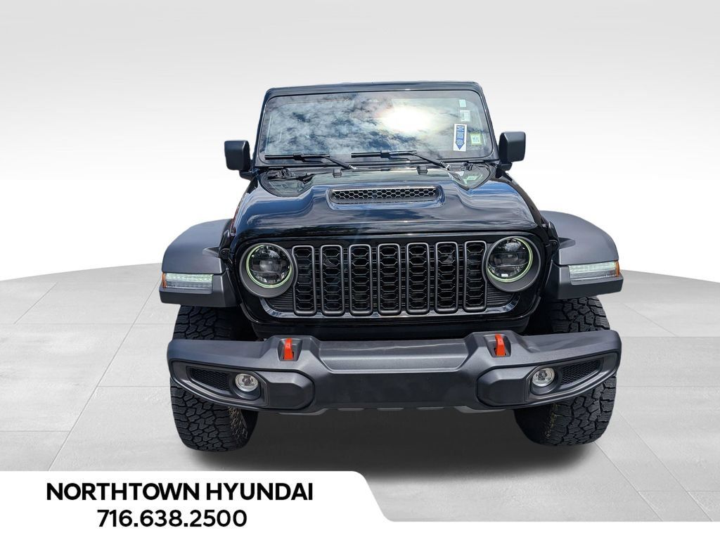 Used 2026 Jeep Gladiator Mojave AWD/4WD image 5