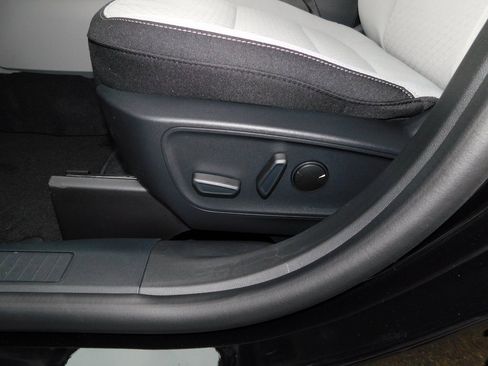 New 2026 Ford Escape Active w/ Active Premium Tech Pack image 13