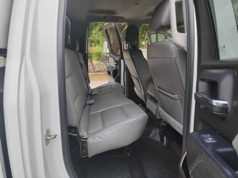 Used 2019 Chevrolet Silverado 2500 W/T w/ WT Convenience Package RWD image 29