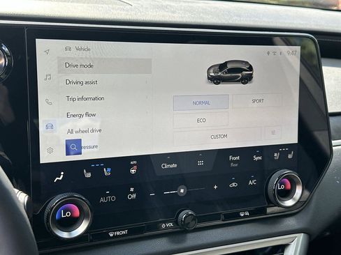 Used 2025 Lexus RX 350h image 31