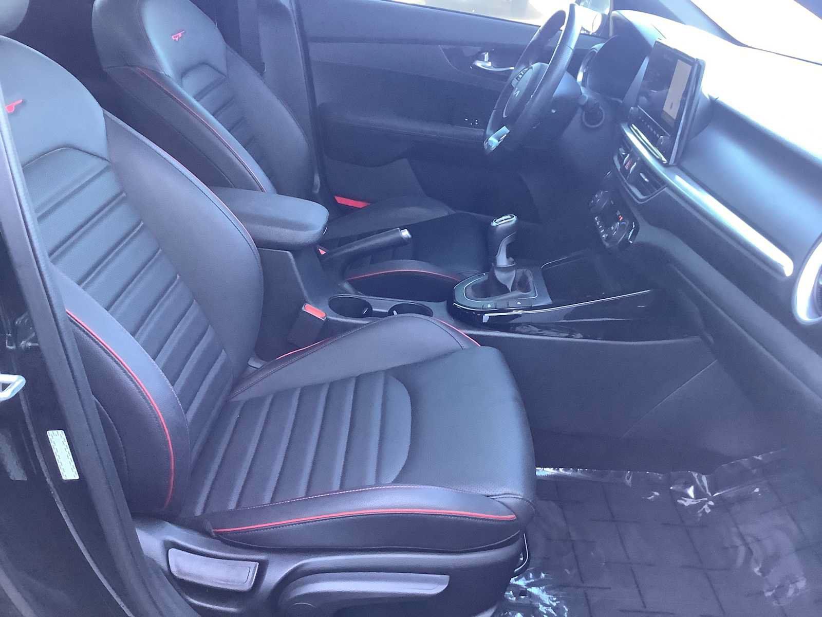 Used 2024 Kia Forte GT FWD image 15