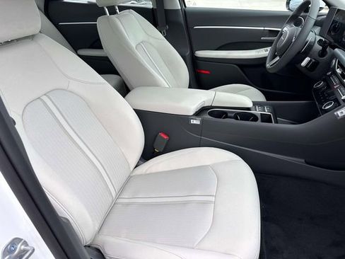 New 2026 Hyundai Sonata SEL FWD image 15
