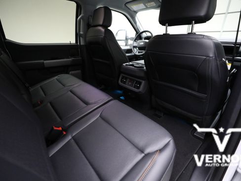 New 2026 Ford F250 Lariat AWD/4WD image 12