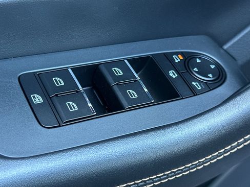 Used 2025 MAZDA CX-90 Plug-In Hybrid w/ Premium Plus image 28