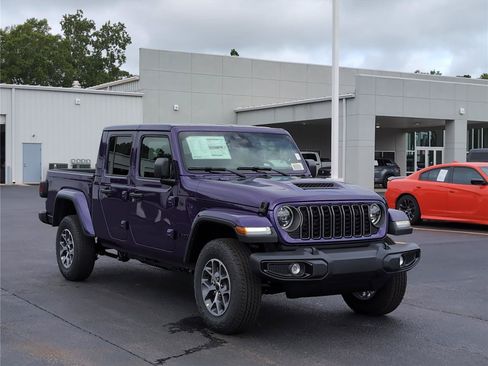 New 2026 Jeep Gladiator Sport AWD/4WD image 9