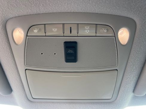 Used 2019 Nissan Maxima 3.5 SV w/ Floor Mat Group FWD image 19