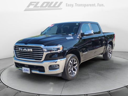 Certified 2025 RAM 1500 Laramie AWD/4WD image 4