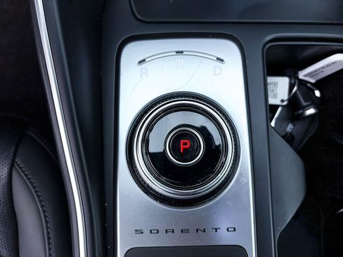 Used 2021 Kia Sorento EX image 26