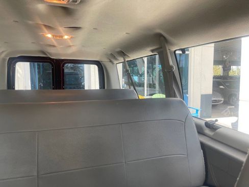 Used 2006 Ford E-150 and Econoline 150 Wagon image 67