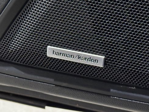 Used 2020 Subaru Outback Touring w/ Popular Package #2 image 37