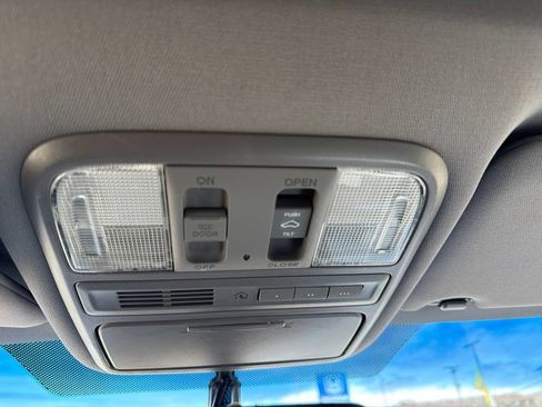 Used 2012 Honda Pilot Touring image 26