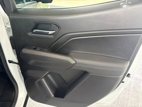 Used 2024 Chevrolet Colorado LT w/ LT Convenience Package II RWD image 39