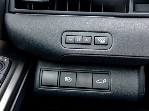 New 2026 Toyota C-HR AWD/4WD image 10