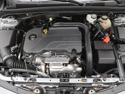 Used 2024 Chevrolet Malibu LT image 27