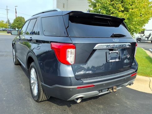 Used 2023 Ford Explorer Limited w/ Hybrid Equipment Group 310A AWD/4WD image 6