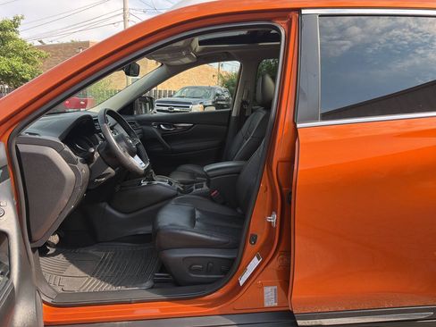 Used 2020 Nissan Rogue SL w/ Premium Package AWD/4WD image 21