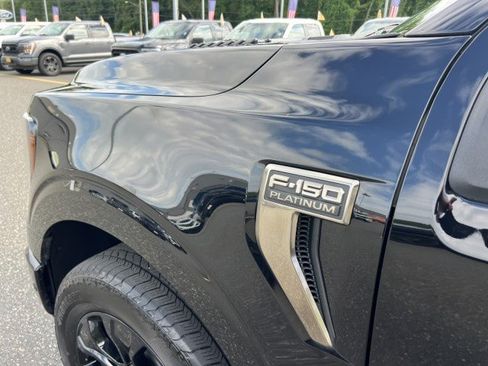 Used 2022 Ford F150 Platinum w/ Equipment Group 701A High AWD/4WD image 35