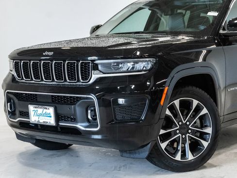 Certified 2021 Jeep Grand Cherokee L Overland w/ Luxury Tech Group IV AWD/4WD image 2