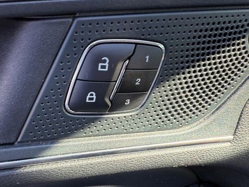 Used 2024 Ford Edge Titanium image 16