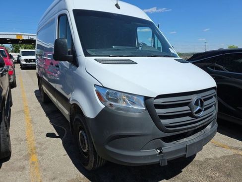 Used 2024 Mercedes-Benz Sprinter 144 Cargo w/ Acoustic Package image 2