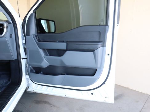 Used 2023 Ford F150 XLT image 41