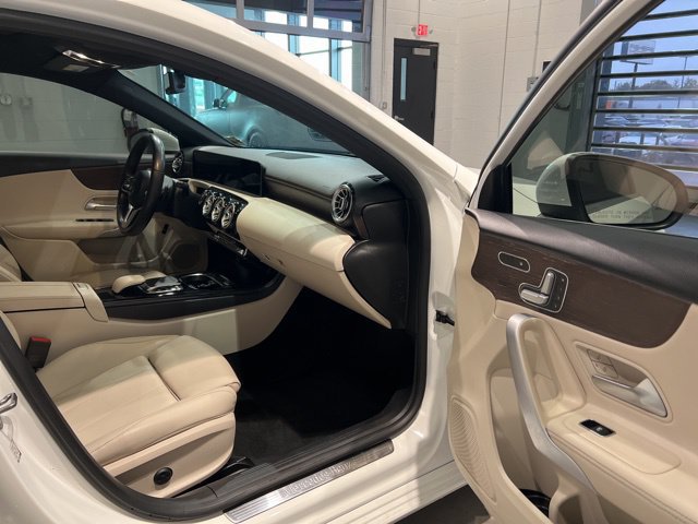 Used 2019 Mercedes-Benz A 220 4MATIC w/ Premium Package image 37