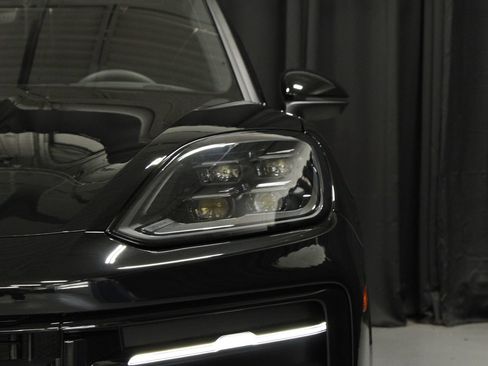 New 2026 Porsche Cayenne S AWD/4WD image 34