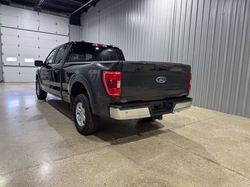 Used 2022 Ford F150 XLT w/ Trailer Tow Package image 3
