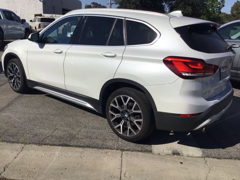 Used 2021 BMW X1 sDrive28i w/ Convenience Package FWD image 3