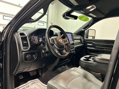 Used 2024 RAM 2500 Big Horn image 17