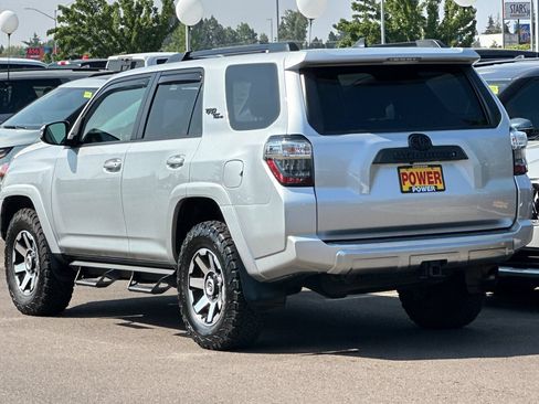 Used 2019 Toyota 4Runner TRD Off-Road Premium AWD/4WD image 6