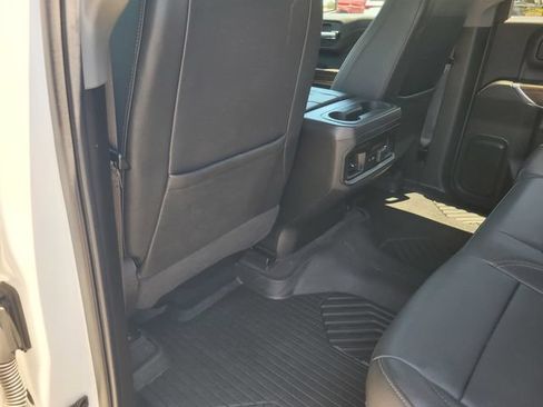 Used 2022 Chevrolet Silverado 1500 LT Trail Boss w/ Convenience Package II AWD/4WD image 11