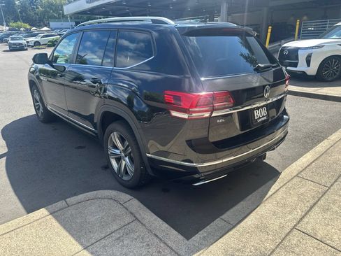 Used 2019 Volkswagen Atlas SEL R-Line AWD/4WD image 3