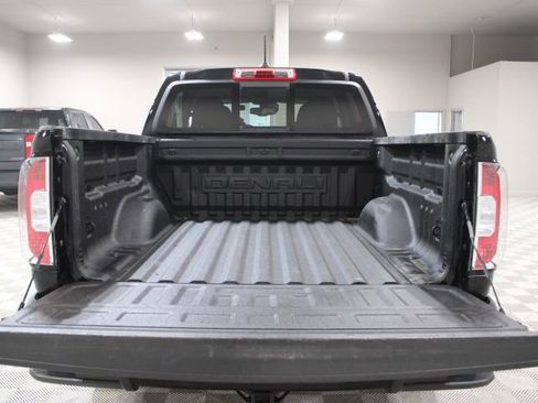 Used 2019 GMC Canyon Denali image 13
