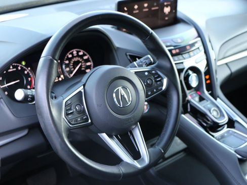 Used 2024 Acura RDX SH-AWD image 19