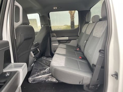 New 2026 Ford F250 XLT w/ XLT Premium Package image 21